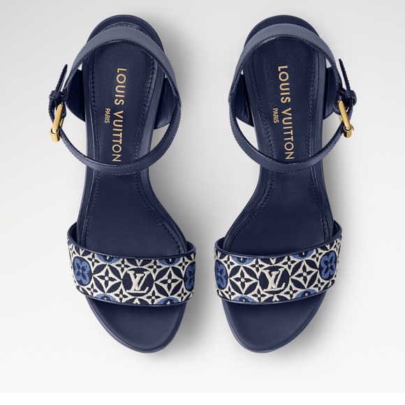 Louis Vuitton Navy and White Heels (brand New) - Picture 1 of 13